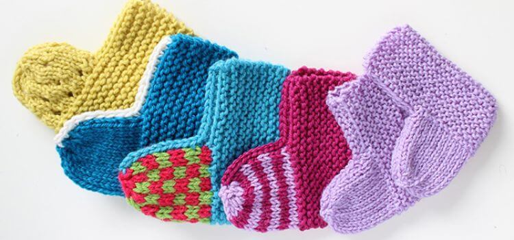 How to Crochet Adorable Baby Socks